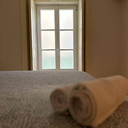 Central Bedroom In Shared House In Chiado - Historic Center Of Lisboa Ngoại thất bức ảnh