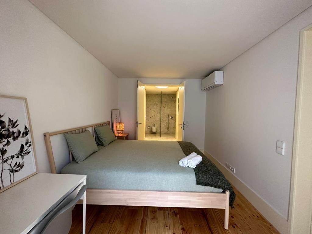 Central Bedroom In Shared House In Chiado - Historic Center Of Lisboa Ngoại thất bức ảnh
