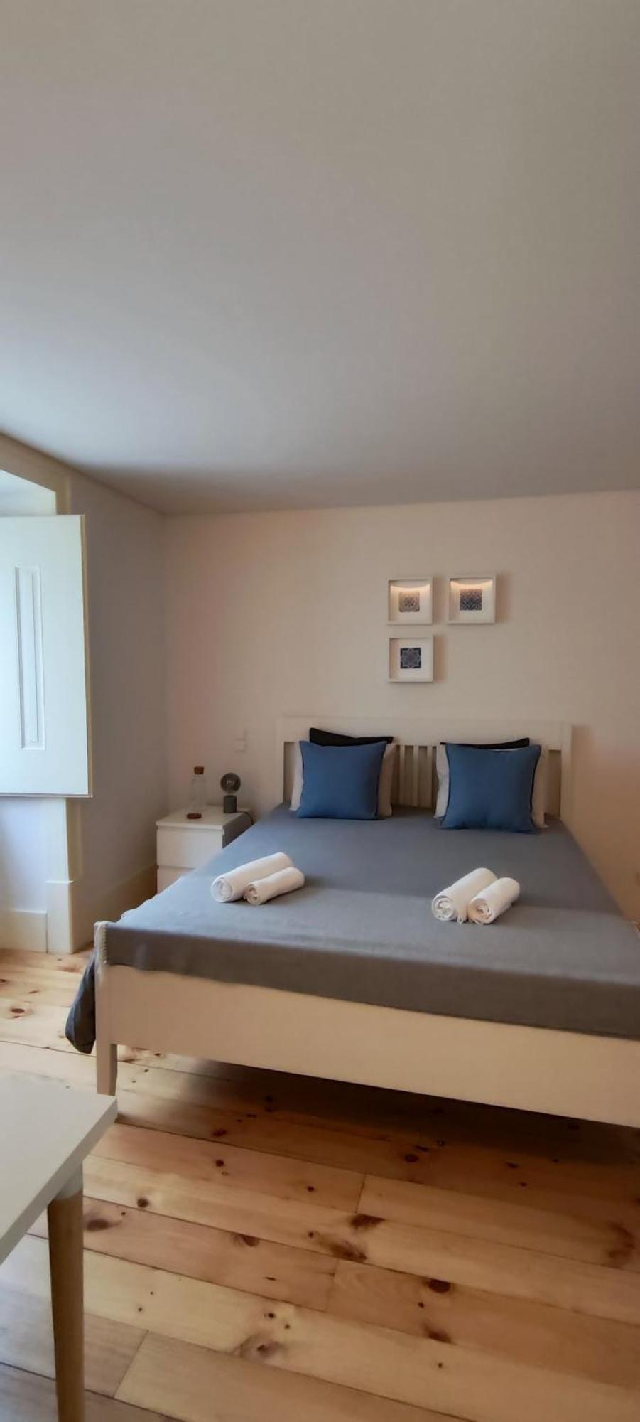Central Bedroom In Shared House In Chiado - Historic Center Of Lisboa Ngoại thất bức ảnh