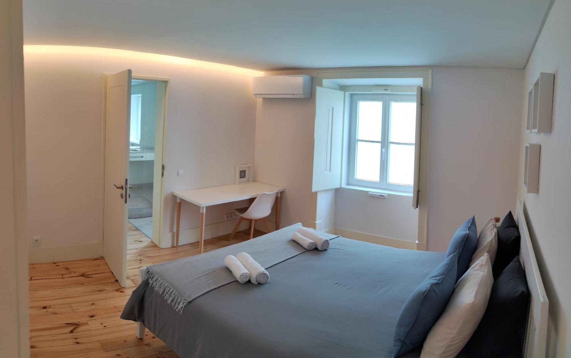 Central Bedroom In Shared House In Chiado - Historic Center Of Lisboa Ngoại thất bức ảnh